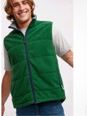 The Black Dog Martha’s Vineyard Fleece Insulated Harvest Vest